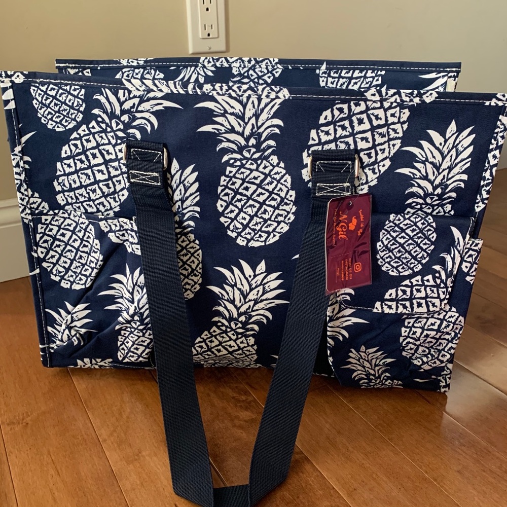 NGIL Pineapple large tote NWT -